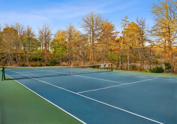 Exterior, Tennis Courts