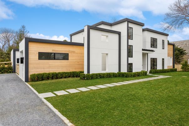 Backyard, Exterior, Facade, Modern