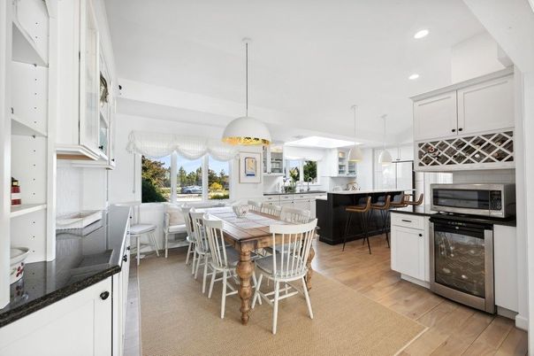Dining room, Interior, Kitchen, Pendant Lights, Recessed Lighting, Wood Texture Flooring