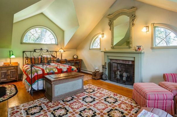 Bedroom, Fireplace, Interior, Wood Texture Flooring