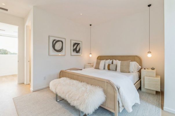 Bedroom, Interior, Pendant Lights, Recessed Lighting