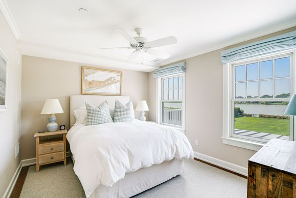 Bedroom, Interior, Water