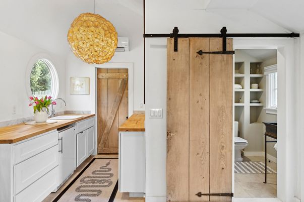 Bathroom, Interior, Pendant Lights
