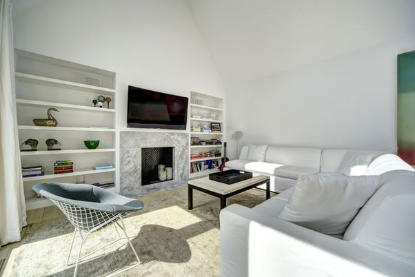 Fireplace, Interior, Living room