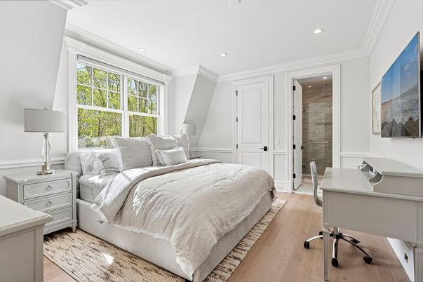 Bedroom, Home Office, Interior, Recessed Lighting, Wood Texture Flooring