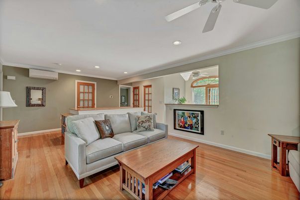Interior, Living room, Recessed Lighting, Wood Texture Flooring