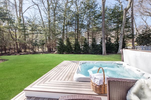 Backyard, Exterior, Hot Tub