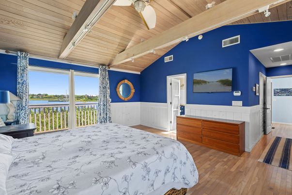 Bedroom, Interior, Recessed Lighting, Water, Wooden Beams, Wooden Ceilings, Wood Texture Flooring