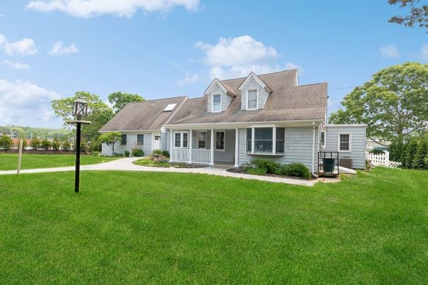 Backyard, Exterior, Facade, Cape Cod