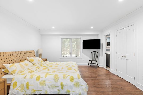 Bedroom, Interior, Recessed Lighting, Wood Texture Flooring