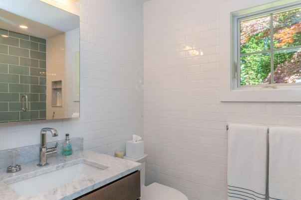 Bathroom, Interior, Recessed Lighting