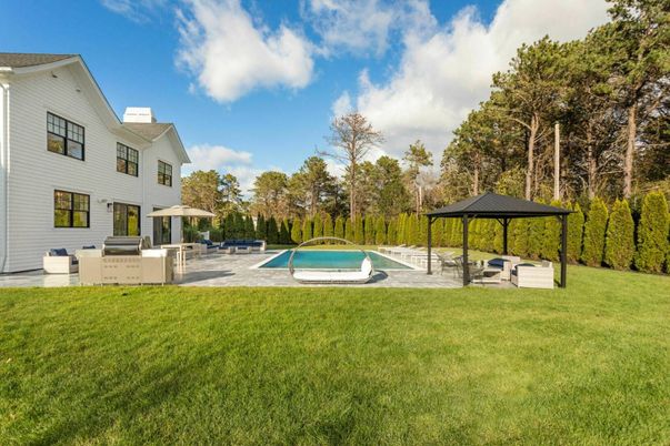 Backyard, Exterior, Pool