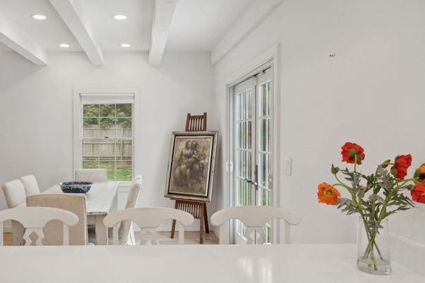 Dining room, Interior, Recessed Lighting