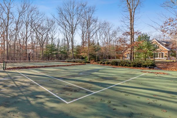Exterior, Tennis Courts