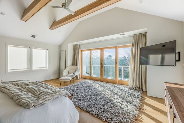 Bedroom, Interior, Water, Wooden Beams, Wood Texture Flooring