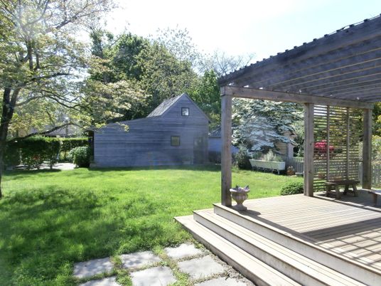 Backyard, Exterior, Hot Tub
