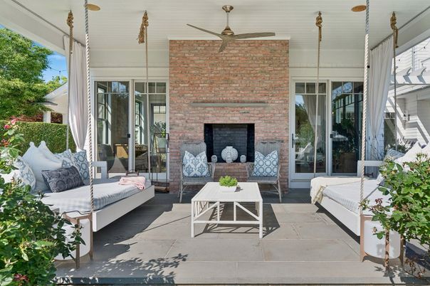 Exterior, Fireplace