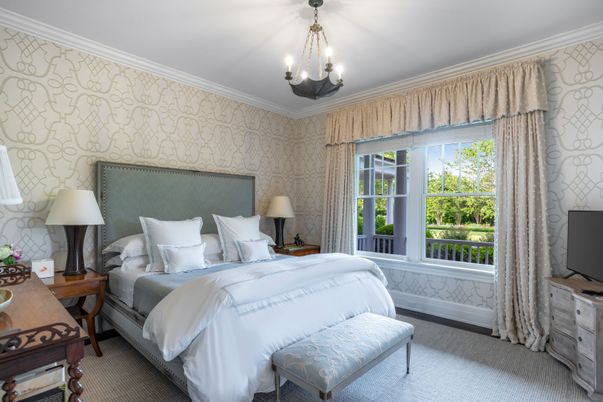 Bedroom, Interior, Pendant Lights
