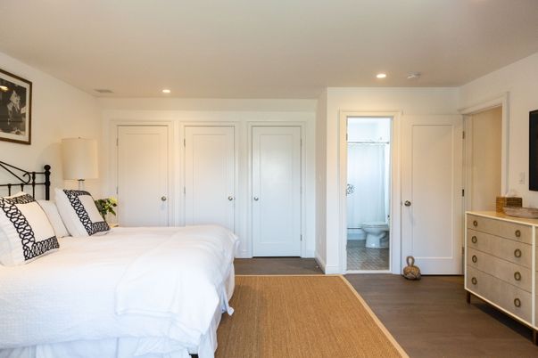 Bathroom, Bedroom, Interior, Recessed Lighting, Wood Texture Flooring