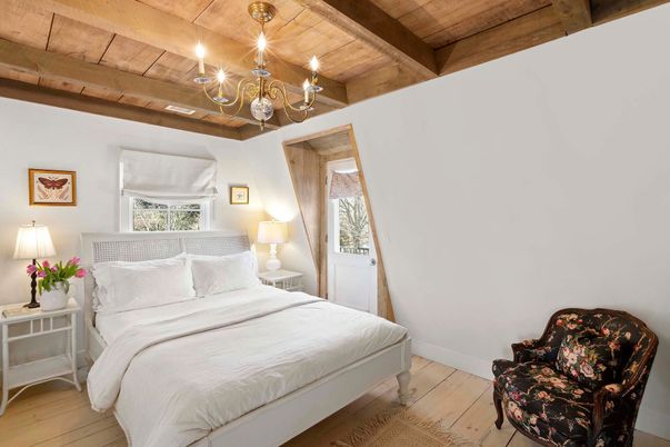 Bedroom, Chandelier, Interior, Wooden Beams, Wooden Ceilings, Wood Texture Flooring