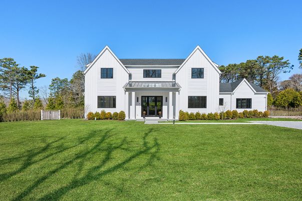 Backyard, Exterior, Facade, Farmhouse
