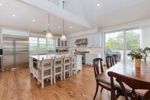 Dining room, Interior, Kitchen, Pendant Lights, Recessed Lighting, Stainless Steel Appliances, Wood Texture Flooring