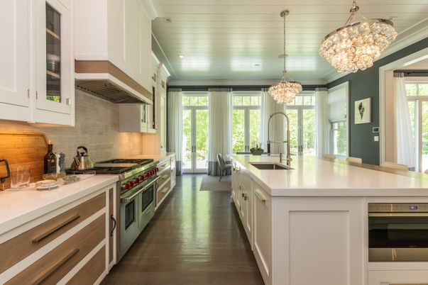 Chandelier, Interior, Kitchen, Pendant Lights, Recessed Lighting, Stainless Steel Appliances, Wood Texture Flooring