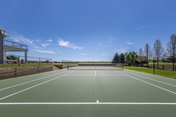 Exterior, Tennis Courts