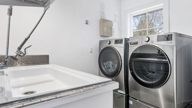 Interior, Washer