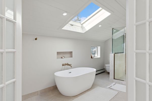 Bathroom, Free Standing Baths, Glass Shower, Interior, Recessed Lighting