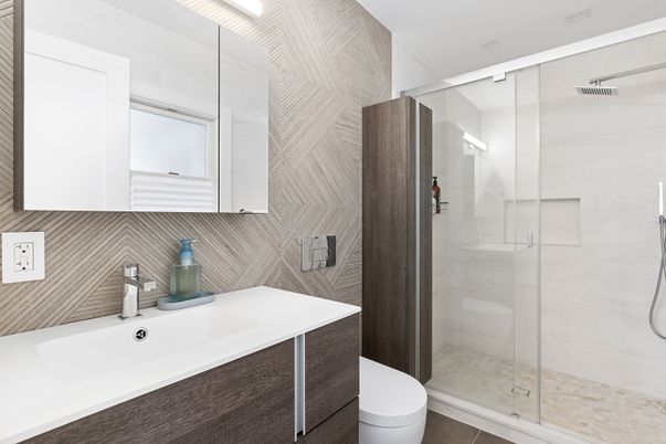 Bathroom, Glass Shower, Interior