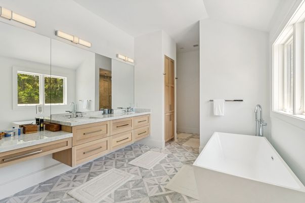 Bathroom, Dual Sink Vanities, Free Standing Baths, Interior