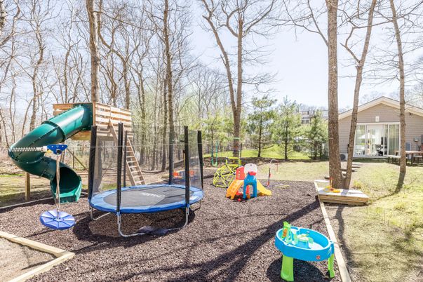 Backyard, Exterior, Playground