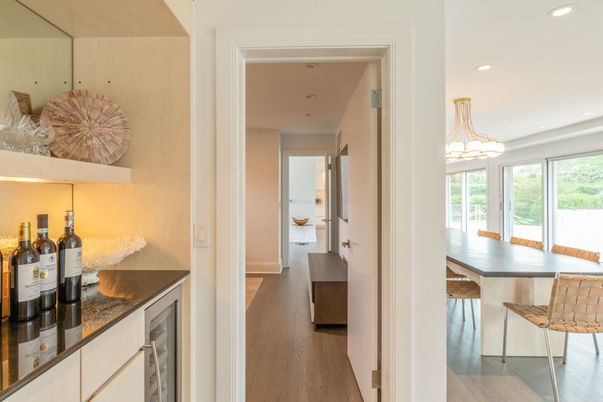 Chandelier, Dining room, Interior, Recessed Lighting, Wood Texture Flooring
