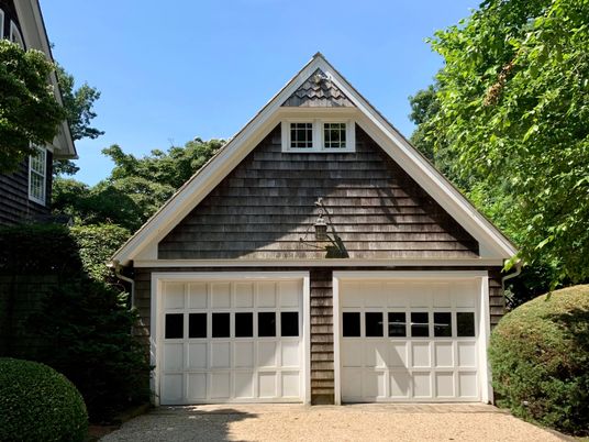 Attached, Detached Garage, Exterior, Facade, American Craftsman