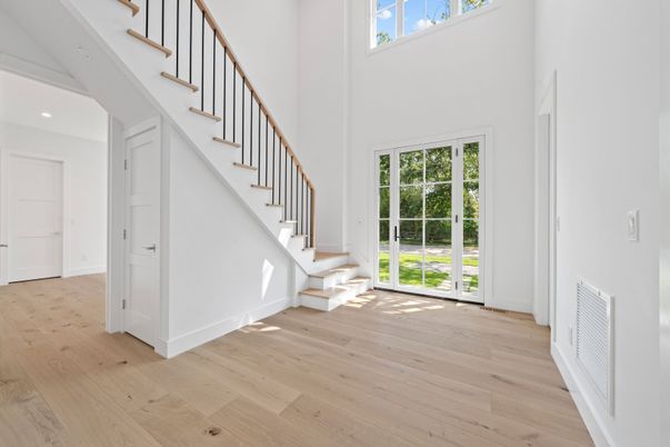 Interior, Recessed Lighting, Wood Texture Flooring