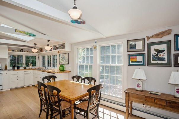 Dining room, Interior, Kitchen, Pendant Lights, Wood Texture Flooring