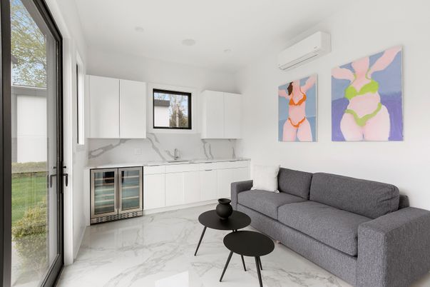 Interior, Kitchen, Living room, Marble, Marble Walls, Stainless Steel Appliances