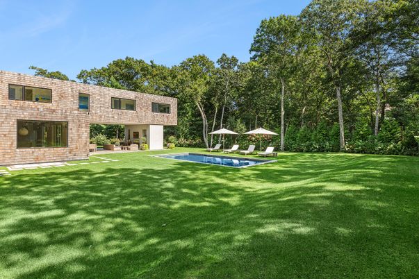 Backyard, Exterior, Pool