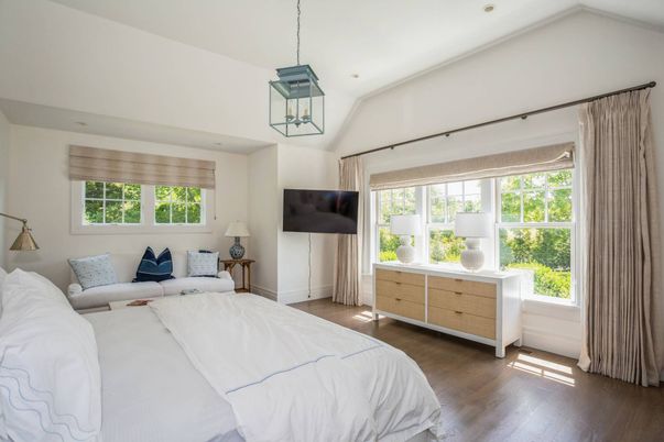 Bedroom, Interior, Pendant Lights, Recessed Lighting, Wood Texture Flooring
