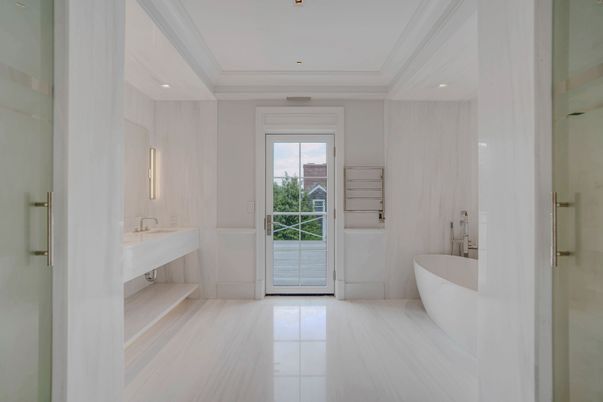 Bathroom, Free Standing Baths, Interior, Recessed Lighting