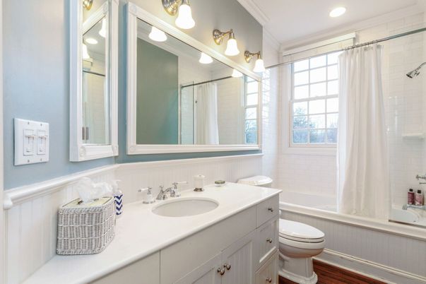 Bathroom, Interior, Recessed Lighting, Wood Texture Flooring