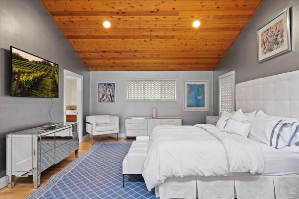 Bedroom, Interior, Recessed Lighting, Wooden Ceilings, Wood Texture Flooring