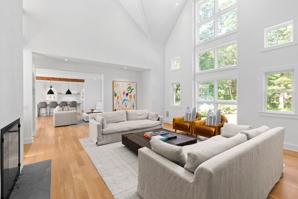 Interior, Living room, Pendant Lights, Recessed Lighting, Wood Texture Flooring