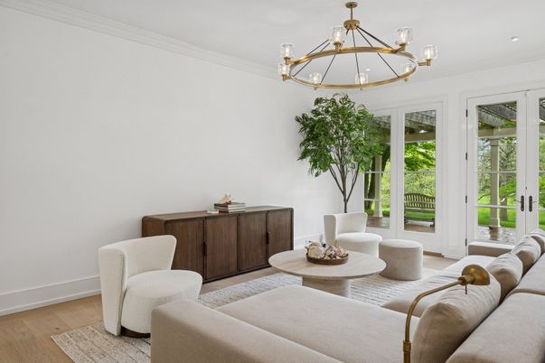 Interior, Living room, Pendant Lights, Recessed Lighting, Wood Texture Flooring