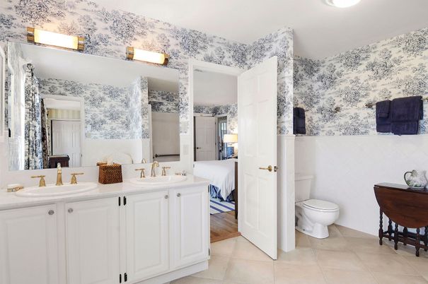Bathroom, Bedroom, Dual Sink Vanities, Interior, Wood Texture Flooring