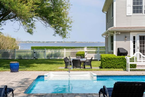 Exterior, Pool, Water