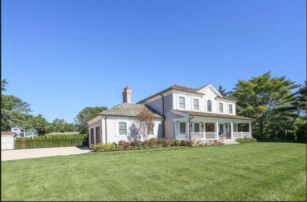 Backyard, Exterior, Facade, French Provincial