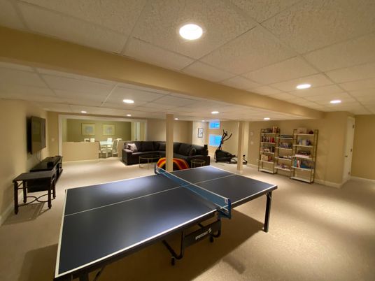 Game Room, Interior, Recessed Lighting