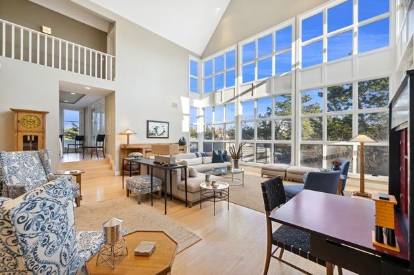 Dining room, Interior, Living room, Recessed Lighting, Wood Texture Flooring